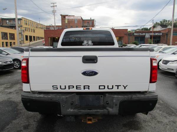 2008 Ford F-250 Super Duty Diesel XL AWD **Hot Deal/Clean Title** for sale in Roanoke, VA – photo 5
