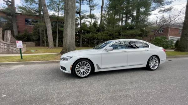 2019 BMW 750i xDrive - - by dealer - vehicle for sale in Great Neck, NY – photo 9