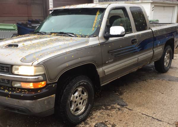 1999 Chevy Silverado 4x4 - cars & trucks - by owner - vehicle... for sale in milwaukee, WI
