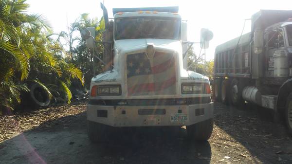 dump truck for sale in West Palm Beach, FL – photo 4
