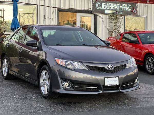 2013 Toyota Camry - CLEAN TITLE & CARFAX SERVICE HISTORY! - cars & for sale in Milwaukie, OR – photo 4