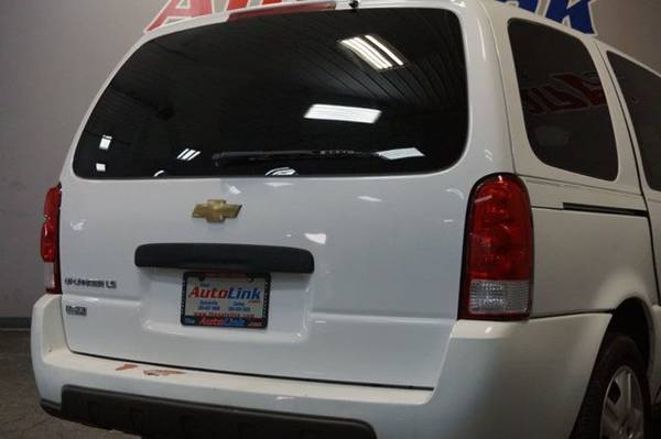 2008 Chevrolet Uplander Passenger, LS Extended Minivan 4D - WHITE for sale in Bartonville, IL – photo 14