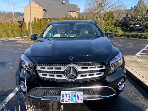2019 MERCEDES BENZ GLA250 LOW MILES Black Clean Title - cars & for sale in Portland, OR – photo 6