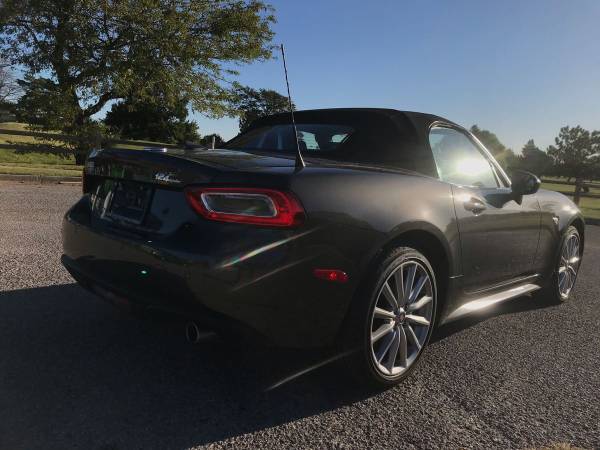 2018 FIAT 124 SPIDER LUSSO W/ NAV & STANDARD TRANS!!! for sale in Norman, TX – photo 6