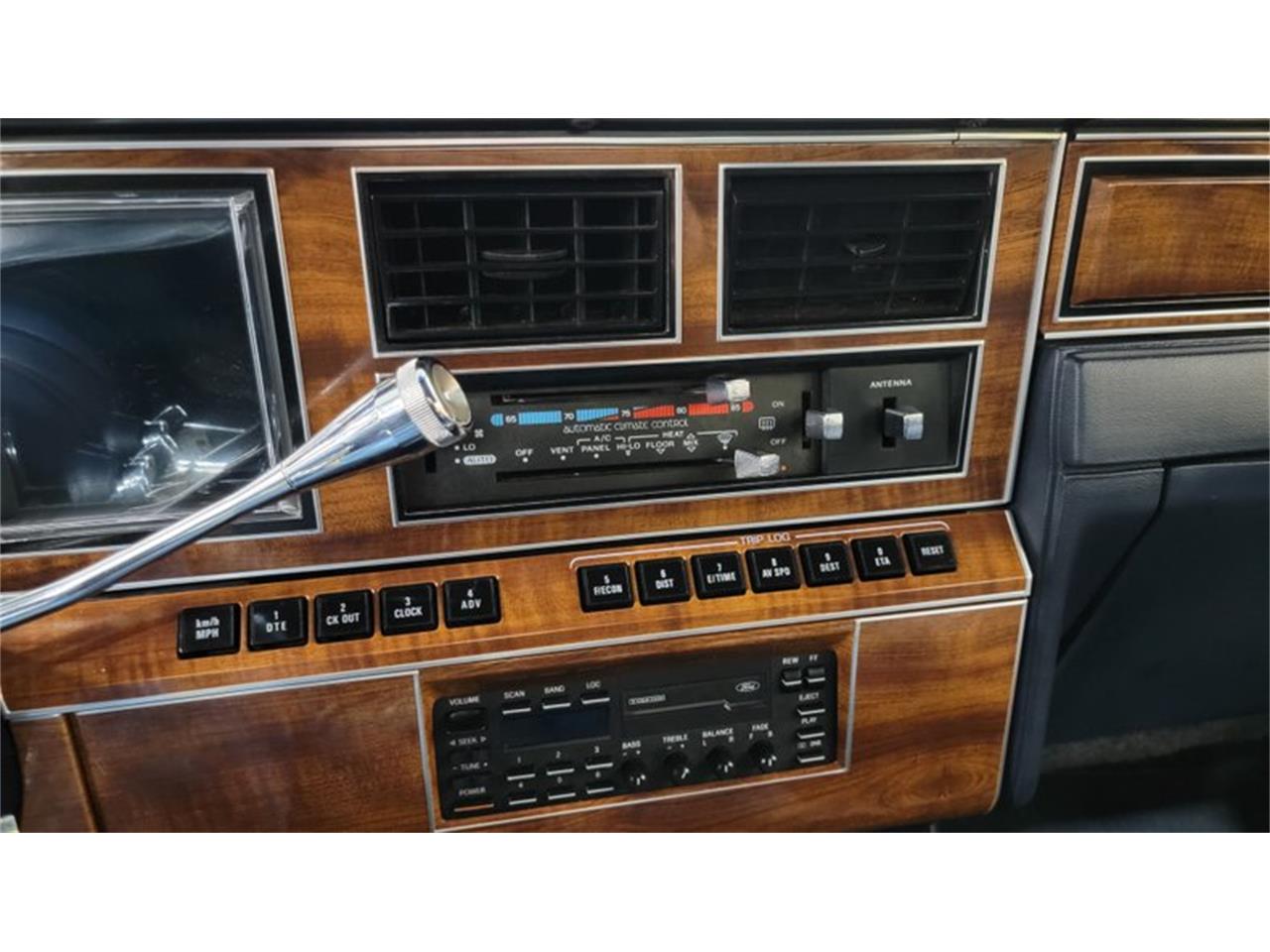 1989 Lincoln Town Car for sale in Mankato, MN – photo 35