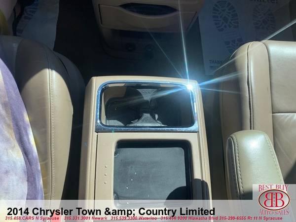 2014 CHRYSLER TOWN & COUNTRY LIMITED! FULLY LOADED!! 3RD ROW SEATING!! for sale in Syracuse, NY – photo 24