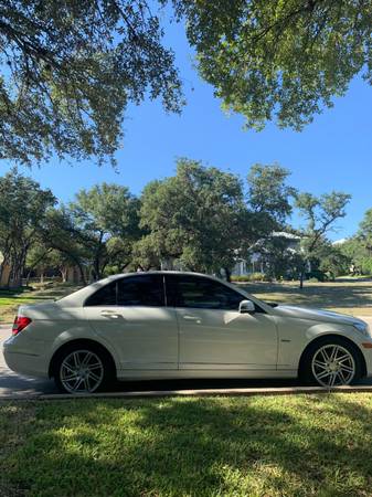 Mercedes C250 Bluetech (low mile) for sale in San Antonio, TX – photo 5