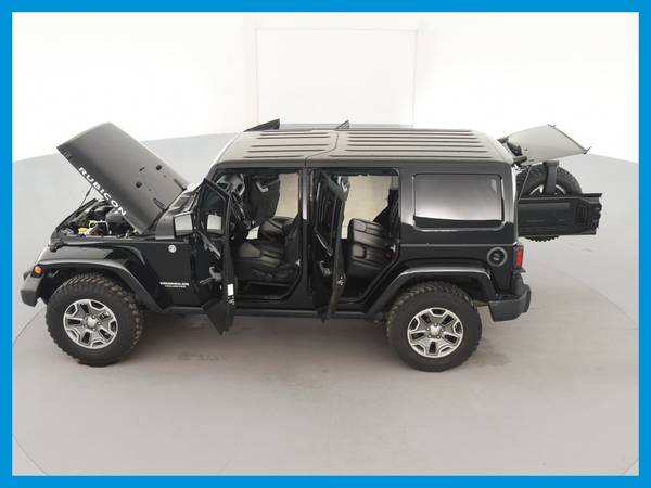 2013 Jeep Wrangler Unlimited Rubicon Sport Utility 4D suv Black for sale in Austin, TX – photo 16
