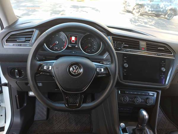 Excellent VW Tiguan SEL 2018 for sale in Santa Barbara, CA – photo 9