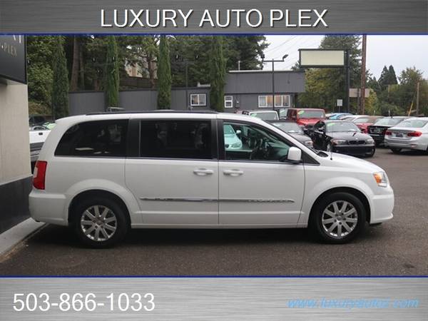 2014 Chrysler Town & Country Touring Van for sale in Portland, OR – photo 7