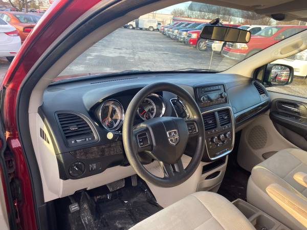 2011 DODGE GRAND CARAVAN EXPRESS - - by dealer for sale in Indianapolis, IN – photo 9