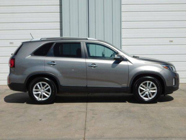 2014 Kia Sorento LX AWD - MOST BANG FOR THE BUCK! for sale in Colorado Springs, CO – photo 7