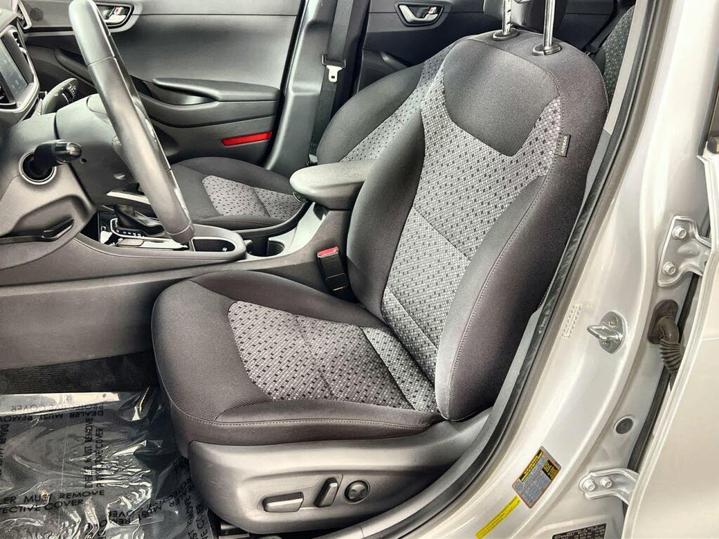 2017 Hyundai Ioniq Hybrid SEL Hatchback FWD for sale in Vienna, VA – photo 10