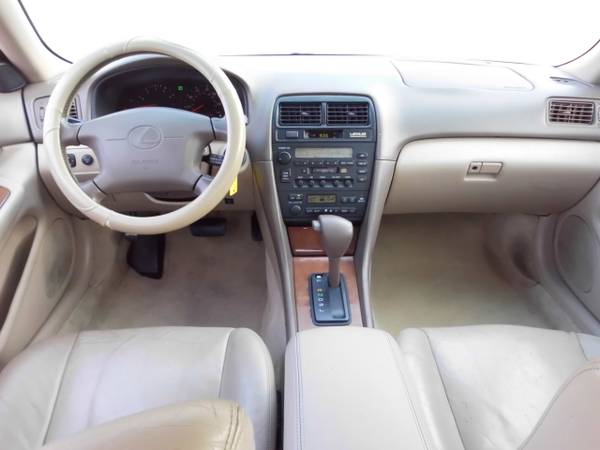 1999 Lexus ES 300 Base - - by dealer - vehicle for sale in Wilmington, OH – photo 12