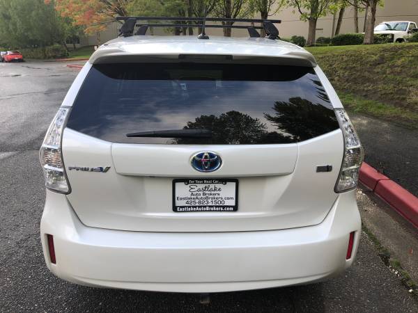 2012 Toyota Prius V Pkg 5 --Navi, Leather, 1owner, Clean title-- for sale in Kirkland, WA – photo 6