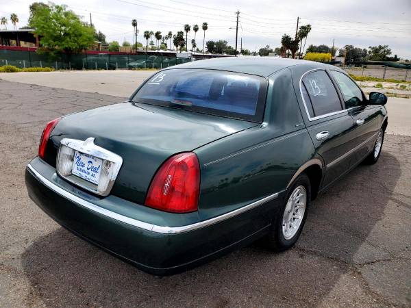 1999 Lincoln Town Car 4dr Sdn Signature FREE CARFAX ON EVERY VEHICLE for sale in Glendale, AZ – photo 4