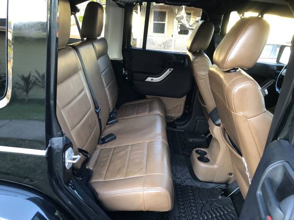 2012 JEEP WRANGLER UNLIMITED SAHARA (low miles) - - by for sale in Honolulu, HI – photo 10
