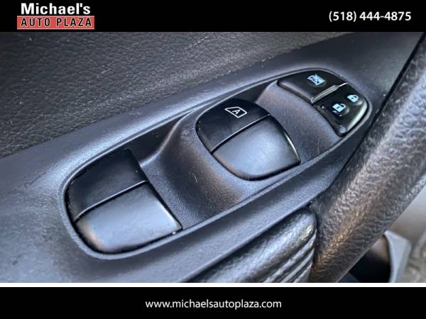 2015 Nissan Rogue SV - cars & trucks - by dealer - vehicle... for sale in east greenbush, NY – photo 18