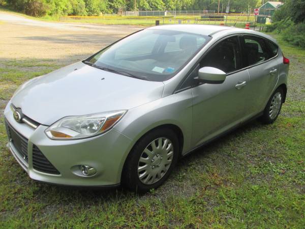 2012 Ford Focus se ONLY 85k miles - cars & trucks - by owner -... for sale in Peekskill, NY