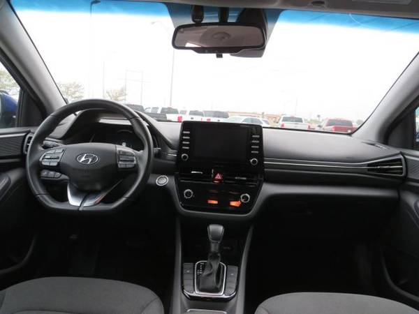 2020 Hyundai Ioniq Hybrid SE Hatchback 4D 4-Cyl, Hybrid, 1 6 for sale in Council Bluffs, NE – photo 11