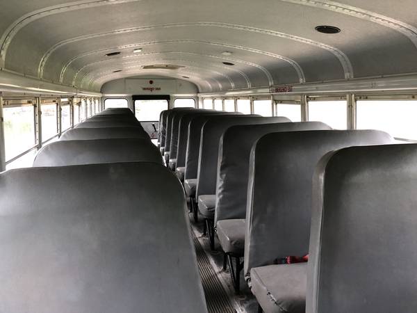 1998 FREIGHTLINER BUS for sale in Garrettsville, OH – photo 3