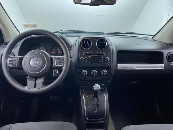 2016 Jeep Compass Sport SUV 4D suv Gray - FINANCE ONLINE - cars &... for sale in Dallas, TX – photo 20