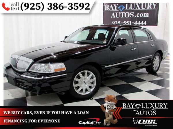 2008 Lincoln Town Car Signature Limited - - by dealer for sale in Dublin, CA