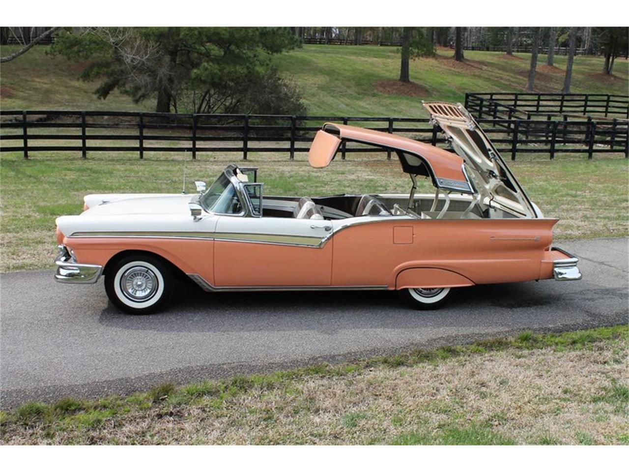 For Sale at Auction: 1957 Ford Fairlane for sale in Saratoga Springs, NY – photo 18
