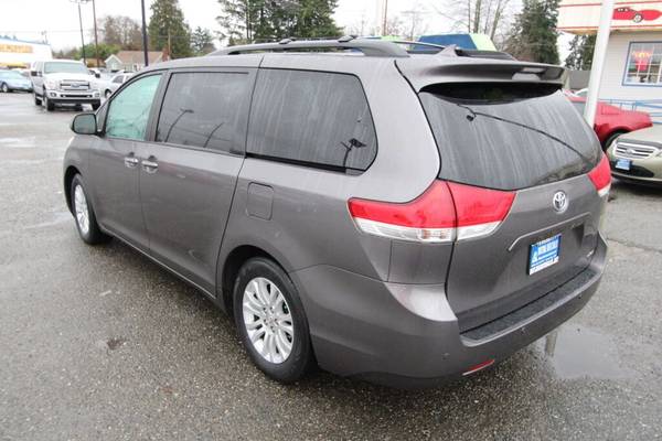 2011 TOYOTA SIENNA XLE 8-Passenger Call us at for sale in Everett, WA – photo 6