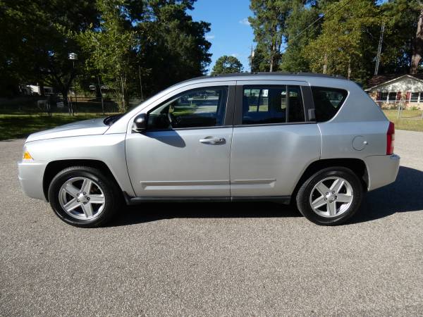 2010 Jeep COMPASS * Nice Crossover gets Awesome MPG'S!* for sale in Flint, TX – photo 2