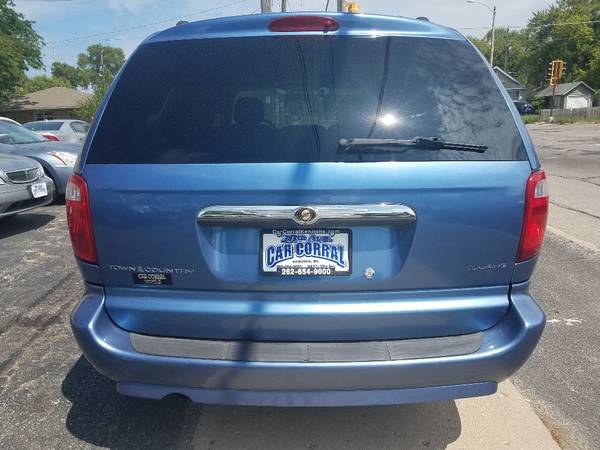 2007 CHRYSLER TOWN AND COUNTRY TOURING - 3rd Row Seating - Leather for sale in Kenosha, WI – photo 21