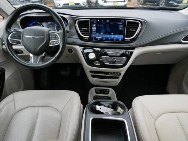2021 Chrysler Pacifica Touring L - - by dealer for sale in St Louis Park, MN – photo 10