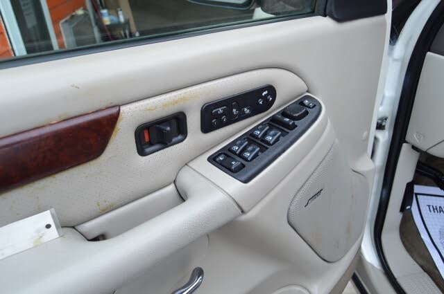 2005 Cadillac Escalade 4WD for sale in Manassas, VA – photo 29