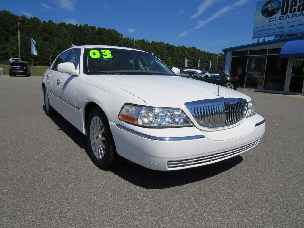 2003 Lincoln Town Car Executive for sale in Princeton, NC – photo 2
