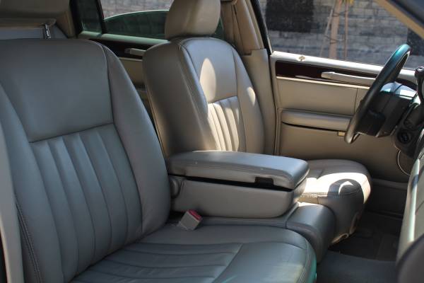 2006 LINCOLN TOWN CAR 4D V8 SIGNATURE SEDAN. WE FINANCE ANYONE OAD! for sale in North Hollywood, CA – photo 12