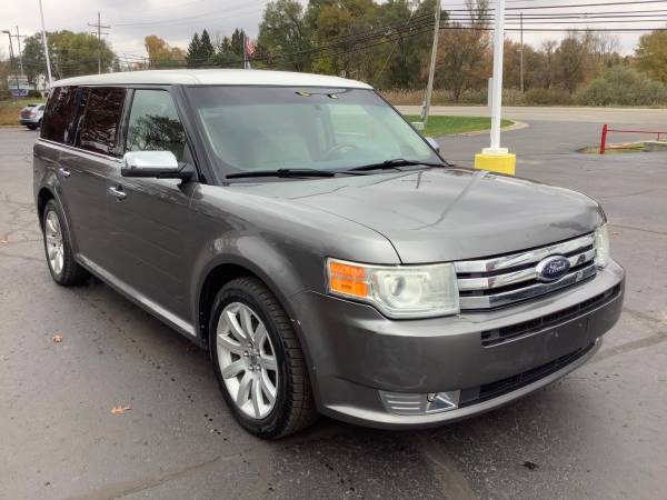 Loaded! 2009 Ford Flex Limited! AWD! Third Row! Nice! - cars &... for sale in Ortonville, MI – photo 7