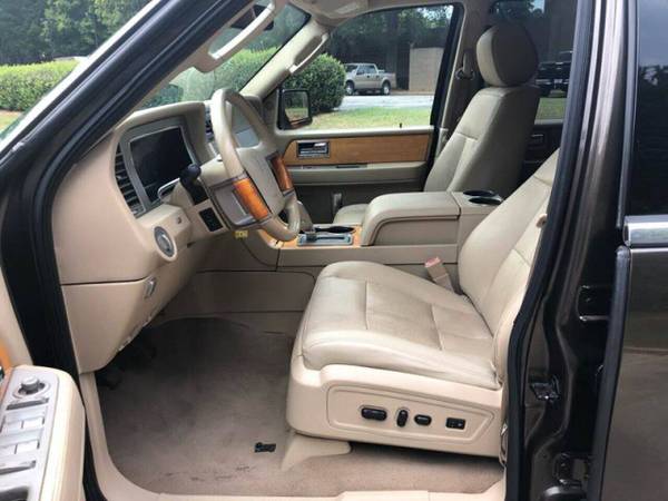 2008 Lincoln Navigator Base 4dr SUV 4WD 155355 Miles for sale in Stone Mountain, GA – photo 4