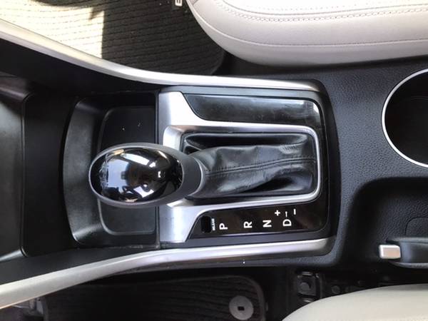2013 Hyundai ElANTRA hatchback - cars & trucks - by owner - vehicle... for sale in Austin, TX – photo 8