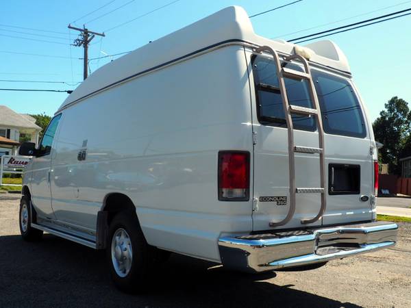 1998 Ford E350 Extended Van Auto Full Power 1-Owner 13,000 Miles for sale in West Warwick, CT – photo 8