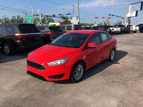 2015 Ford Focus SE--$7,990--Outdoor Recreation World, Inc for sale in Panama City, FL – photo 2