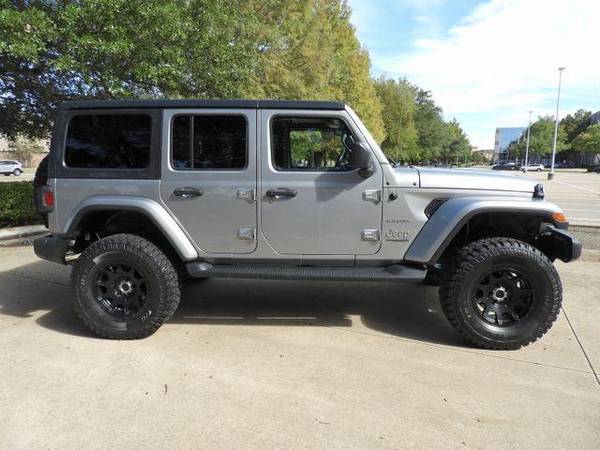 2020 Jeep Wrangler Unlimited Sahara NEW LIFT/CUSTOM WHEELS AND TIRES for sale in Plano, TX – photo 8