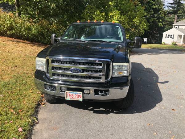 2005 Ford F350 Super Duty Lariat for sale in Reading, MA – photo 3