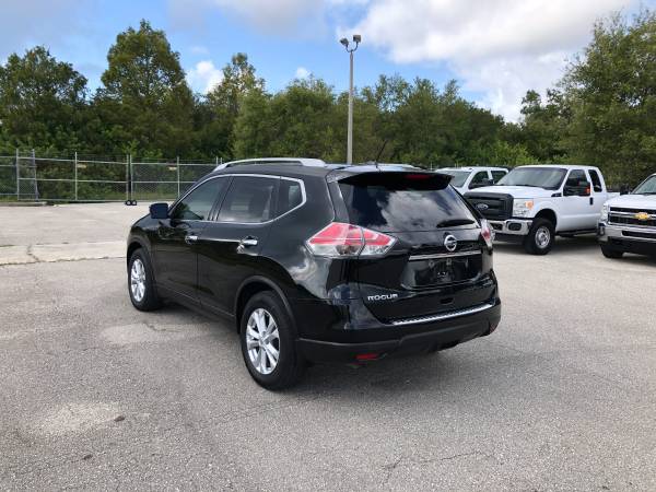 2015 Nissan Rogue SV for sale in Sarasota, FL