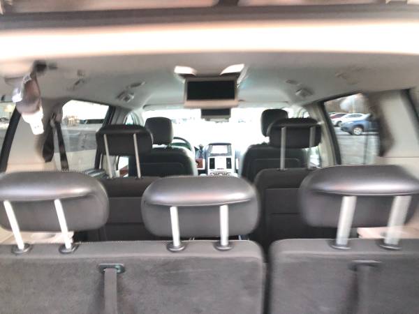 2009 Chrysler Town & Country for sale in New Britain, CT – photo 12