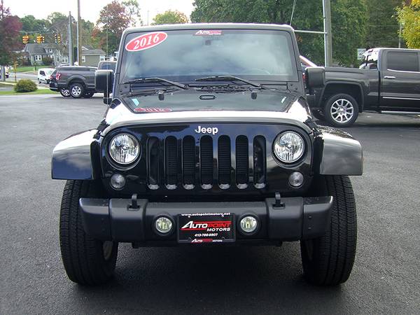 ★ 2016 JEEP WRANGLER UNLIMITED SPORT - SHARP SUV with ONLY 31k MILES for sale in Feeding Hills, CT – photo 8