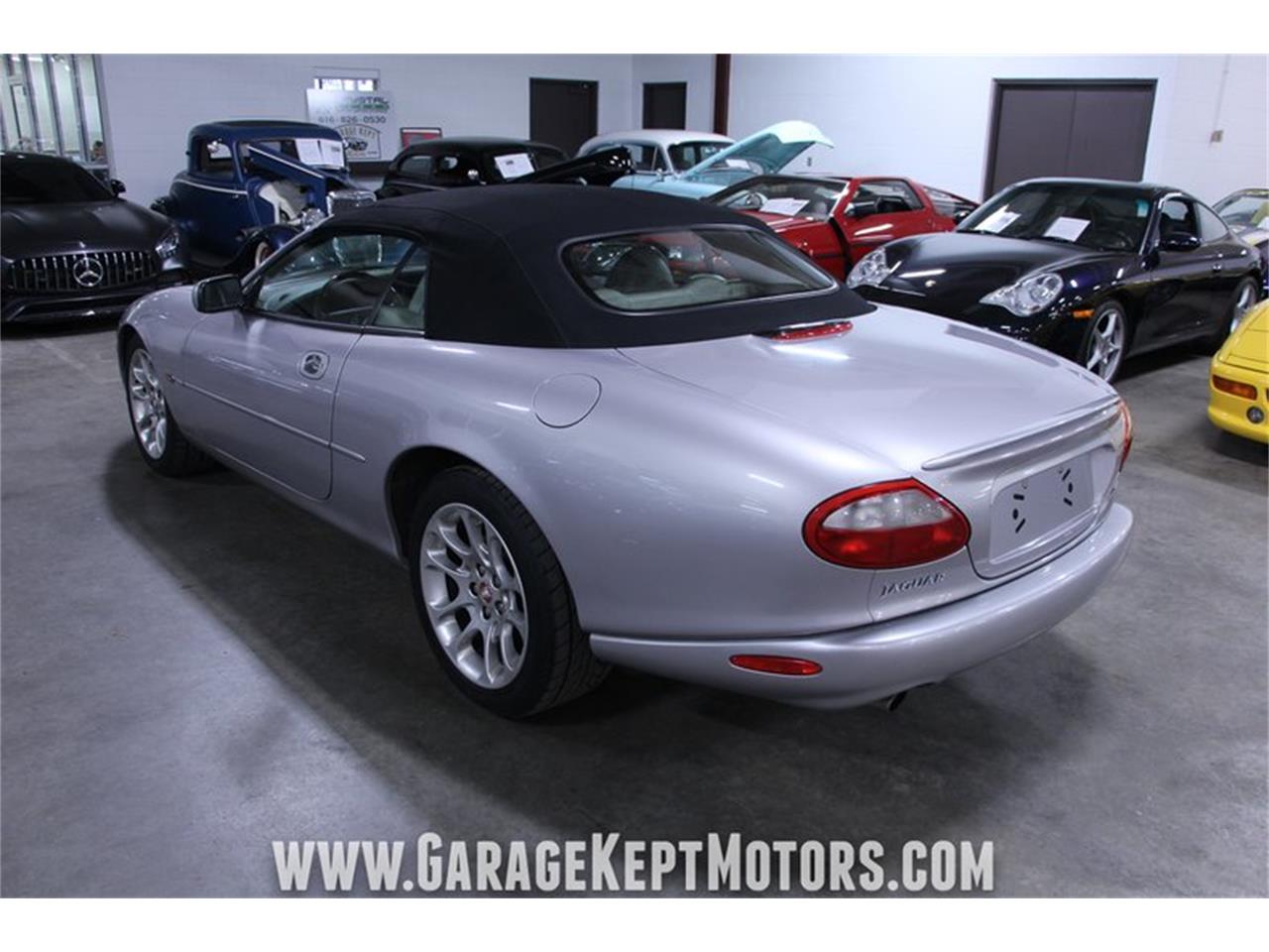 2000 Jaguar XKR for sale in Grand Rapids, MI – photo 3
