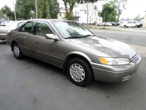 1998 Toyota Camry le 1 OWNER - cars & trucks - by dealer - vehicle... for sale in New Haven, CT – photo 4