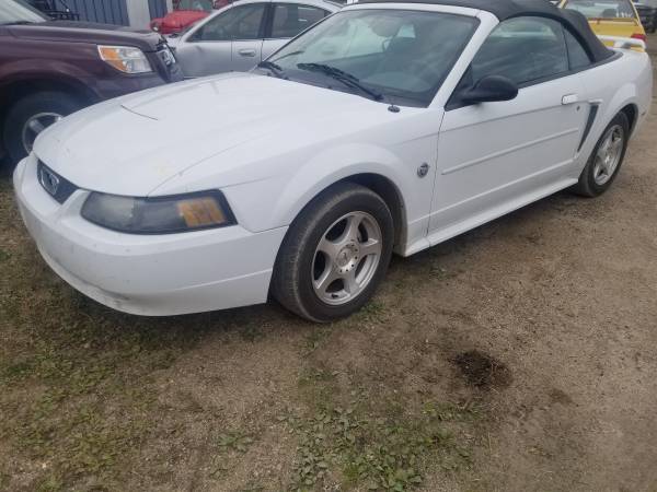 Ford mustang c6 auto pony convertible for sale in Ottertail, ND