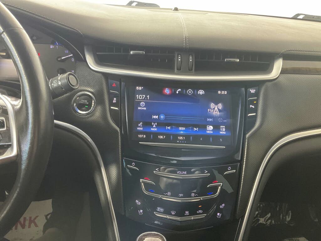 2015 Cadillac XTS Luxury AWD for sale in Davenport, IA – photo 19