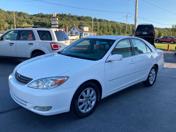2003 Toyota Camry XLE - cars & trucks - by dealer - vehicle... for sale in Louisville, KY – photo 3